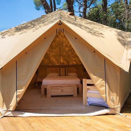 Camping 3 Estrellas Costa Brava Vall-llobrega Kültér fotó