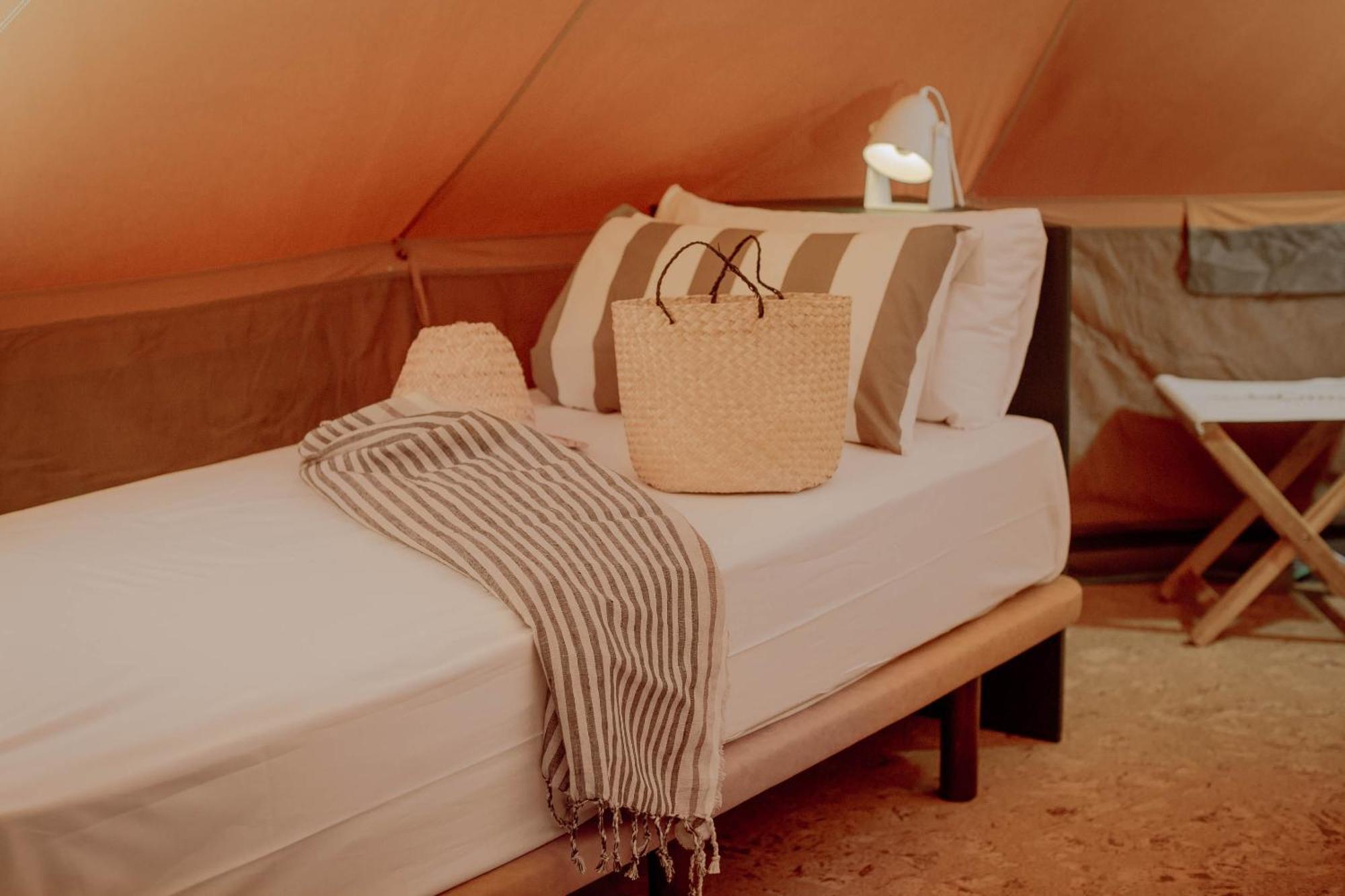 Camping 3 Estrellas Costa Brava Vall-llobrega Kültér fotó