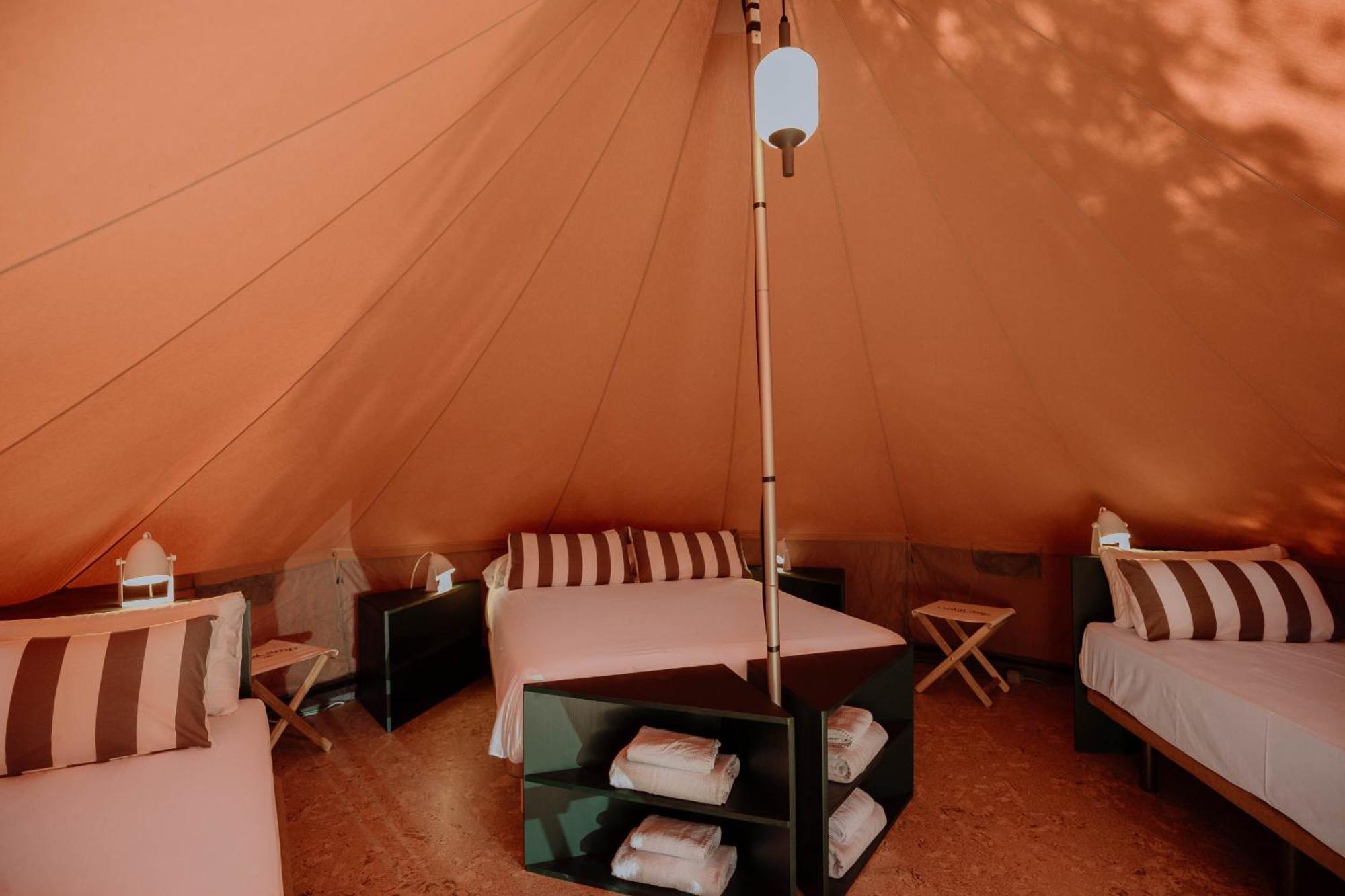 Camping 3 Estrellas Costa Brava Vall-llobrega Kültér fotó