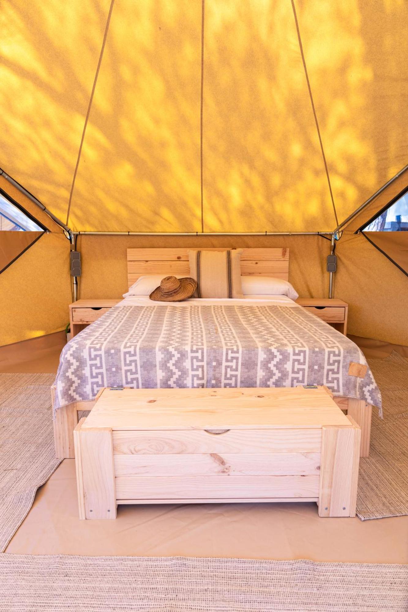 Camping 3 Estrellas Costa Brava Vall-llobrega Kültér fotó