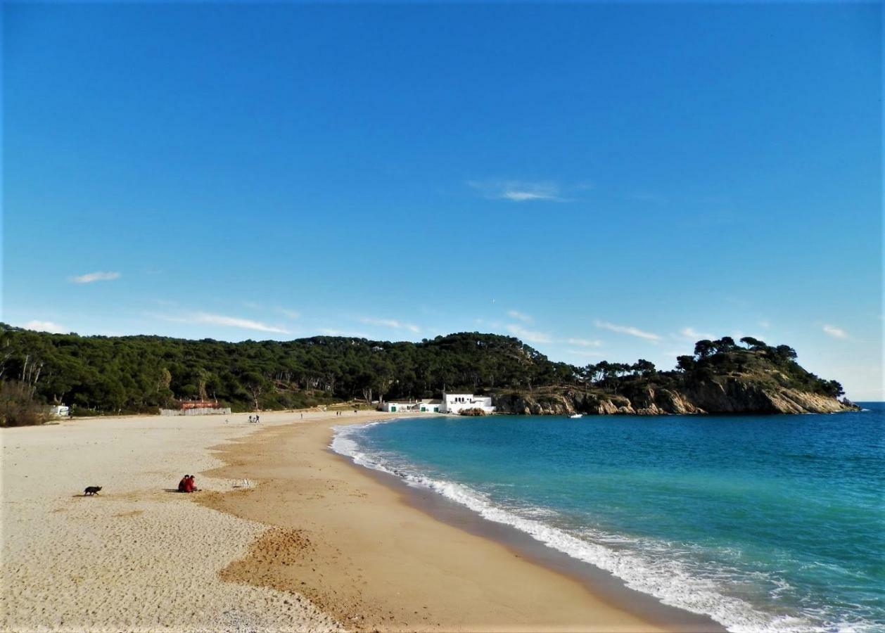 Camping 3 Estrellas Costa Brava Vall-llobrega Kültér fotó
